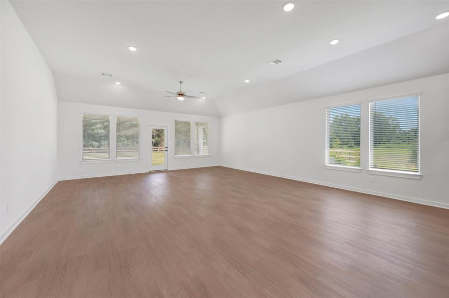 Spacious, unfurnished interior of a new home in Lone Star Landing, Montgomery (Image 19). Spacious, unfurnished interior of a new home in Lone Star Landing, Montgomery (Image 19).
