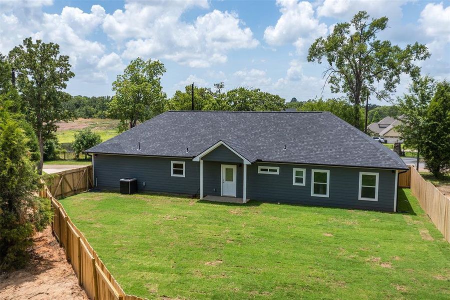 Exterior details and patio area of a home in , Log Cabin (Image 22).