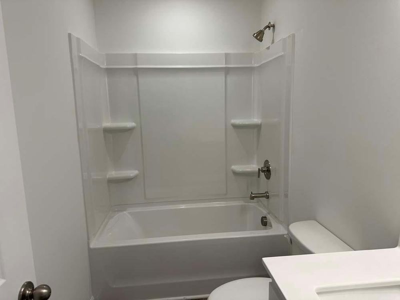 Image 23 of a home in Laurelwood. Image 23 of a home in Laurelwood.