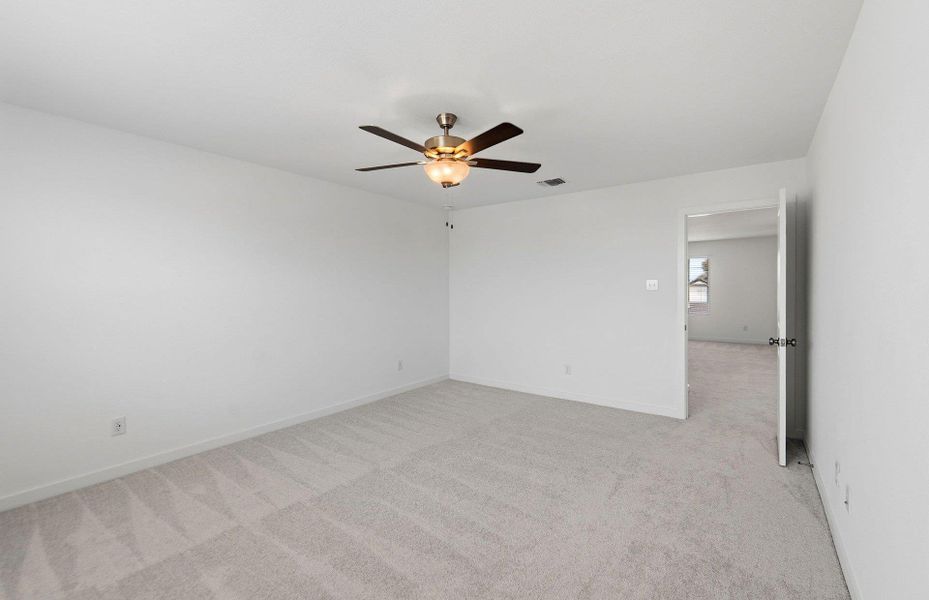 Spacious, unfurnished interior of a new home in Skyview, Belton (Image 14).