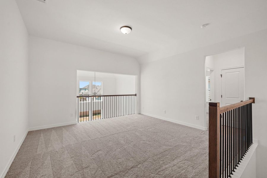 Note: Sample product photo. Actual exterior and interior selections may vary by homesite. Photo may be virtually staged