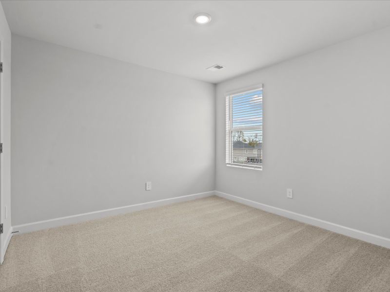Spacious, unfurnished interior of a new home in Chatham Forest, Duncan (Image 21). Spacious, unfurnished interior of a new home in Chatham Forest, Duncan (Image 21).