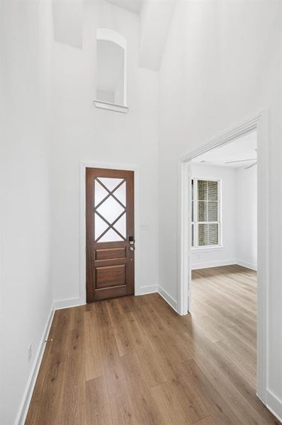 Spacious, unfurnished interior of a new home in Dove Hollow, Waxahachie (Image 22).