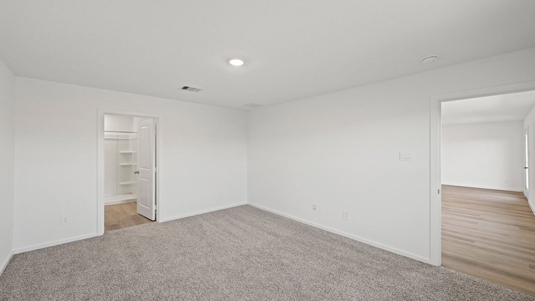 Spacious, unfurnished interior of a new home in Westward Pointe, Sealy (Image 25).