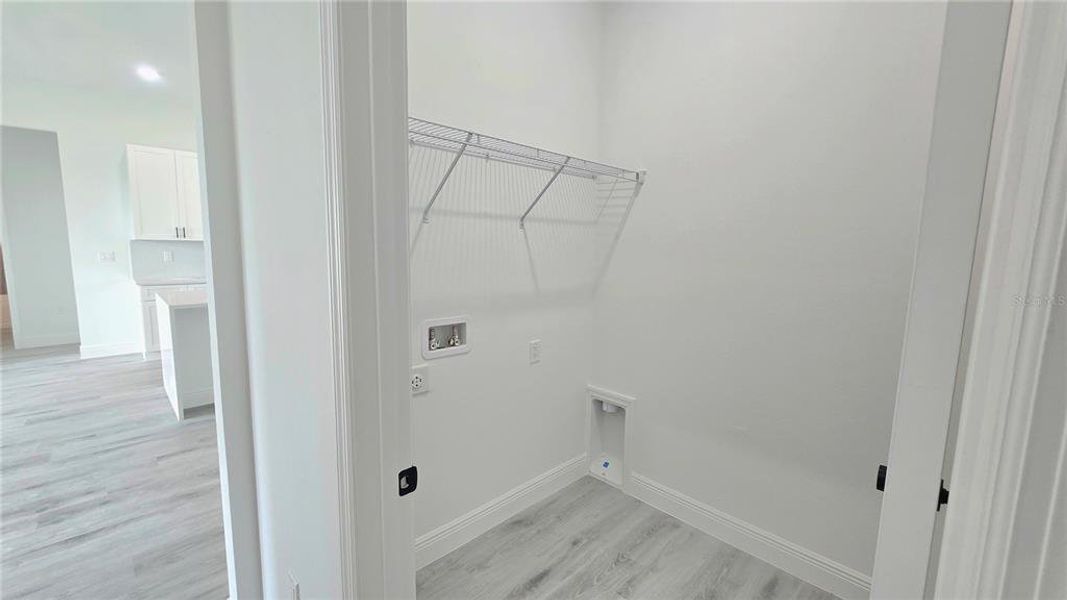 Spacious, unfurnished interior of a new home in , Ocala (Image 44).