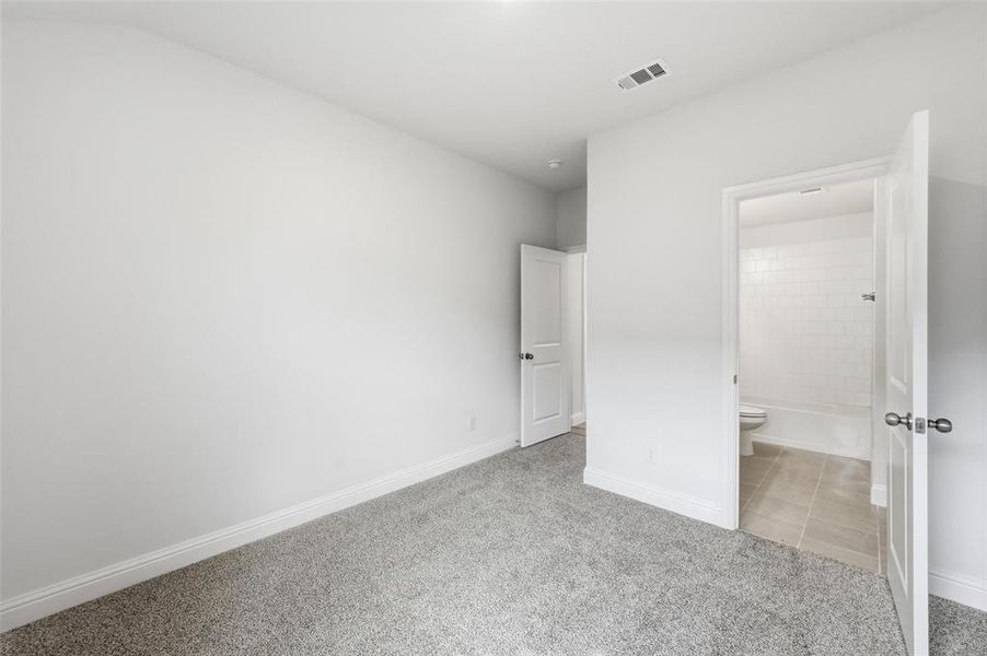 Bedroom 3 offers the same tall ceilings and spaciousness. Bedroom 3 offers the same tall ceilings and spaciousness.