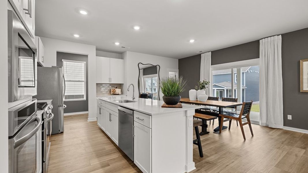 3741 Laurel Kitchen 9of9 F1