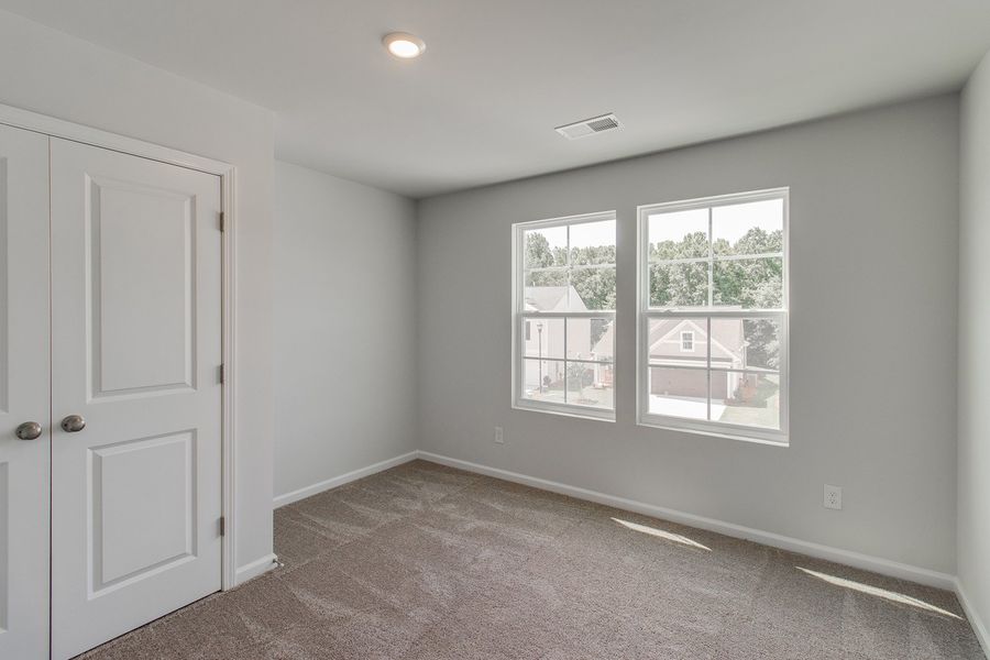 Spacious, unfurnished interior of a new home in Bluefield, Lexington (Image 39). Spacious, unfurnished interior of a new home in Bluefield, Lexington (Image 39).
