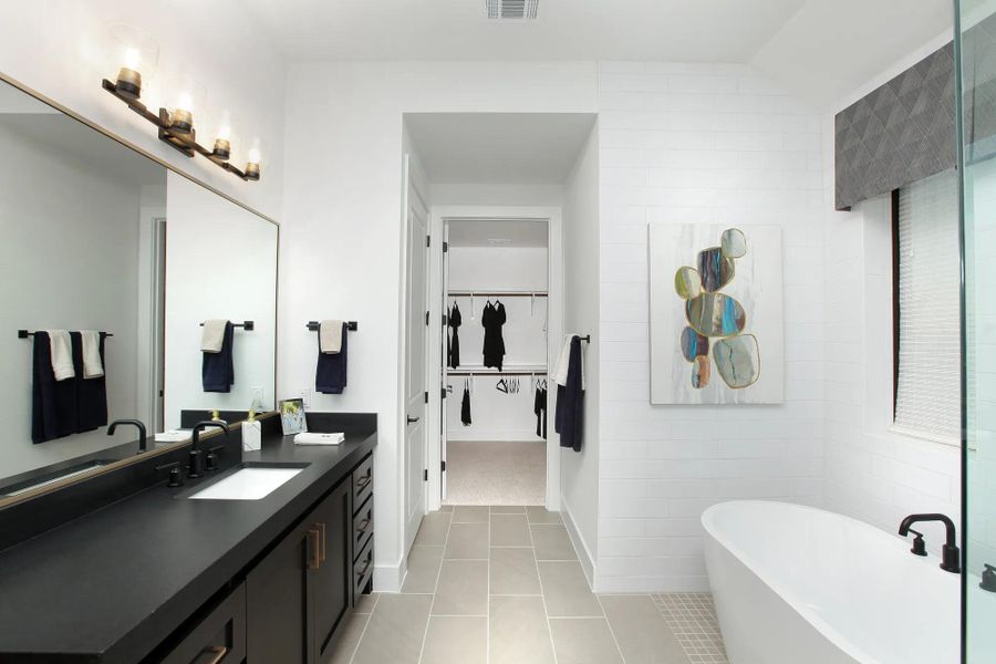 The Audrey Primary Bath