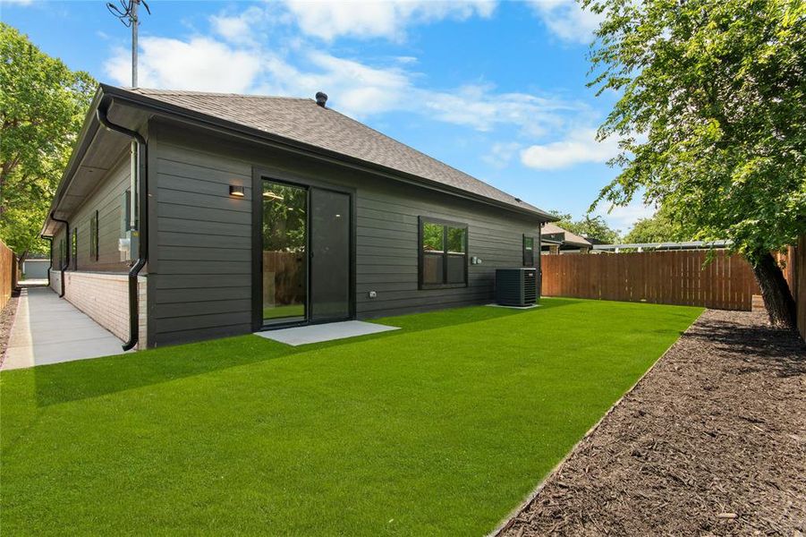 Exterior details and patio area of a home in , Fort Worth (Image 3).