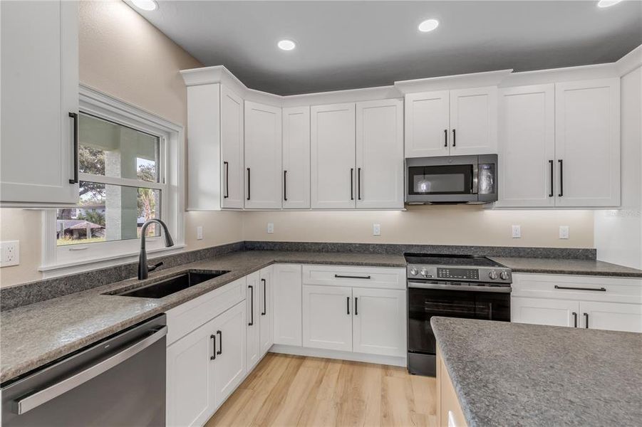 Furnished interior view inside a new home in , Oak Hill (Image 13).