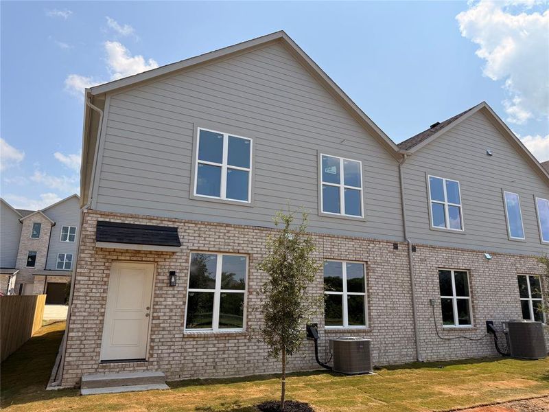 Exterior details and patio area of a home in , Grand Prairie (Image 2). Exterior details and patio area of a home in , Grand Prairie (Image 2).