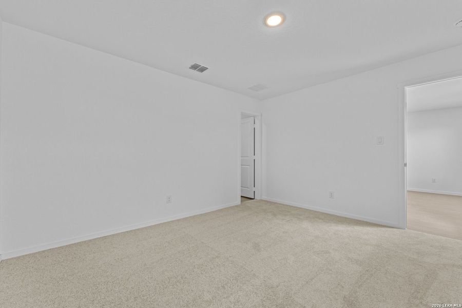 Spacious, unfurnished interior of a new home in Hidden Oasis, San Antonio (Image 14). Spacious, unfurnished interior of a new home in Hidden Oasis, San Antonio (Image 14).