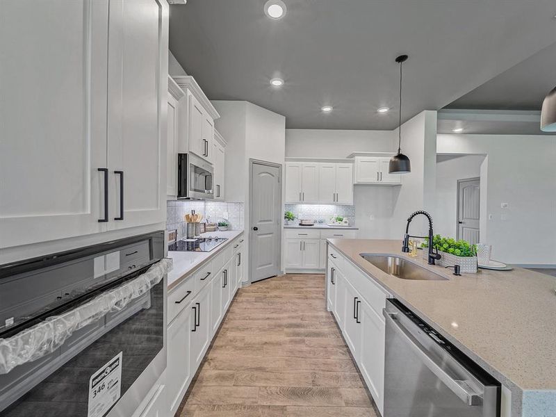 Furnished interior view inside a new home in , Celeste (Image 11).