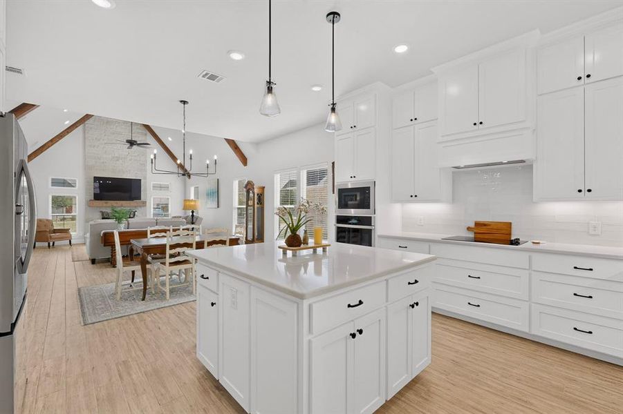Furnished interior view inside a new home in , Burleson (Image 10).