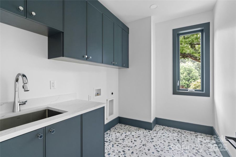 Furnished interior view inside a new home in , Charlotte (Image 9).