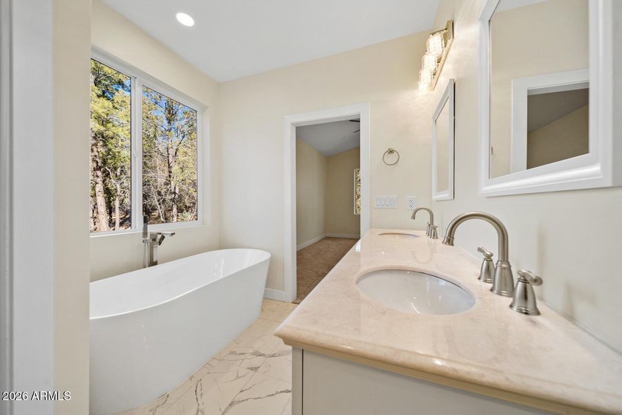 TF-17_(2048) TF-17_(2048)