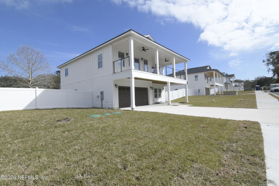 Exterior details and patio area of a home in , Jacksonville (Image 12).
