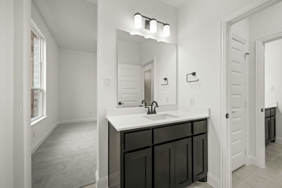 Representative furnished interior of a home built from the Dickson by Kindred Homes in Oak Creek Ranch, Waxahachie (Image 10).