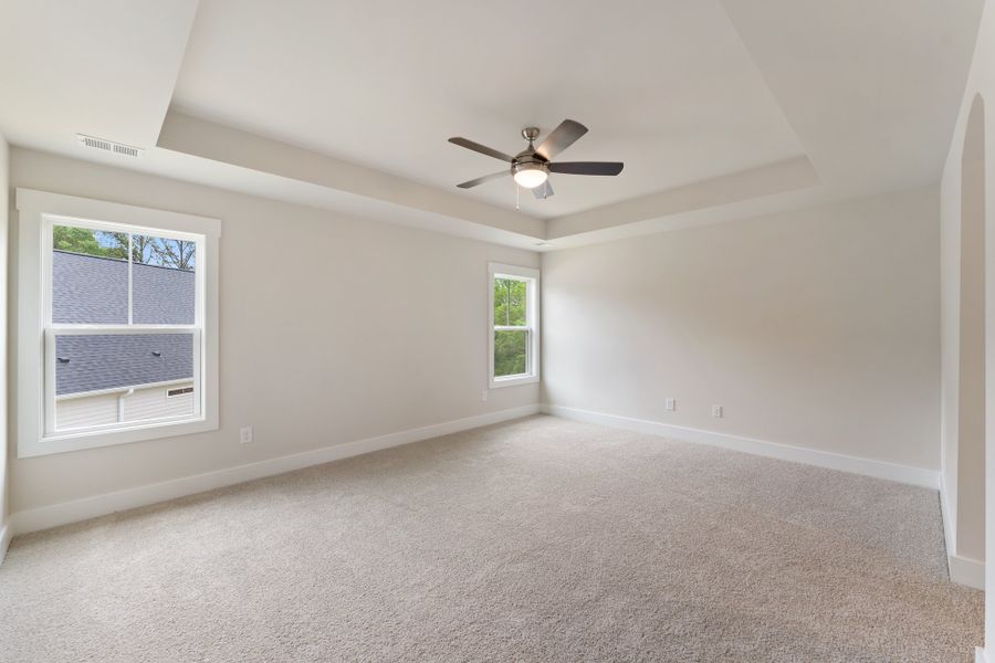 Representative unfurnished interior of a home built from the MacGregor II by Hunter Quinn Homes in Autumn Mill, Seneca (Image 13). Representative unfurnished interior of a home built from the MacGregor II by Hunter Quinn Homes in Autumn Mill, Seneca (Image 13).