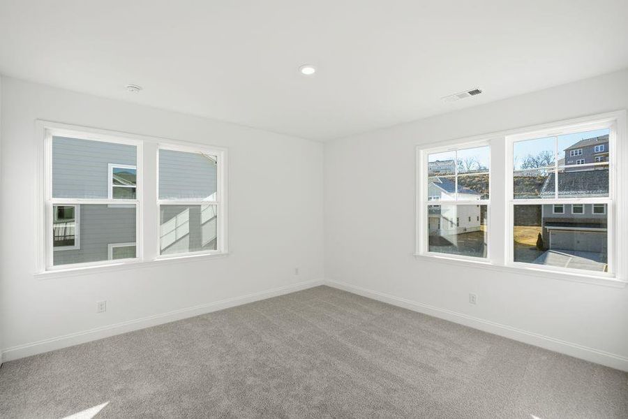 Spacious, unfurnished interior of a new home in Stratford Hills, Ball Ground (Image 19).
