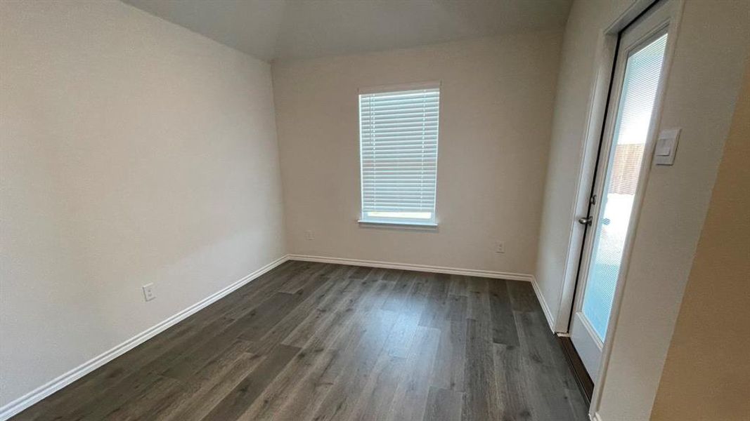 Spacious, unfurnished interior of a new home in Waverly Estates, Josephine (Image 14).