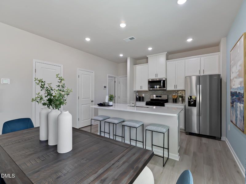 2_Lakewood_Dining 2_Lakewood_Dining