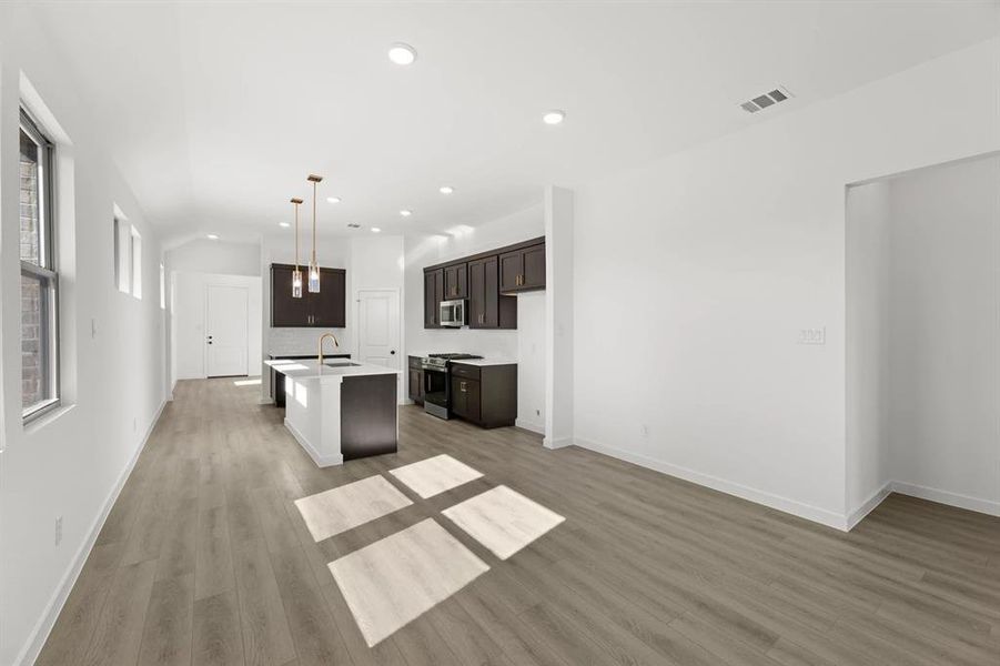 Open Kitchen-Dining Room Open Kitchen-Dining Room