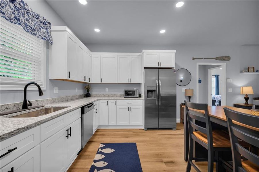 Furnished interior view inside a new home in , Lavonia (Image 12).