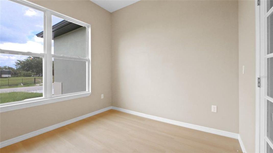 Spacious, unfurnished interior of a new home in , Port Charlotte (Image 25).
