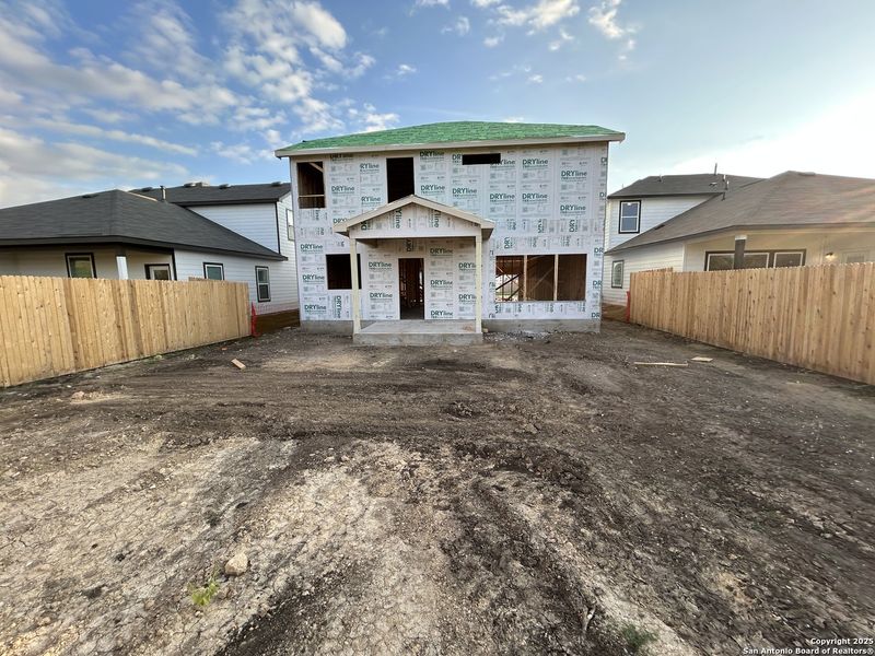 Image 33 of a home in Enclave at Hennersby Hollow 50's.