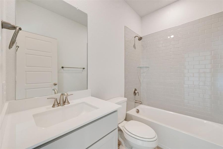 Furnished interior view inside a new home in Villages of Hurricane Creek, Anna (Image 12). Furnished interior view inside a new home in Villages of Hurricane Creek, Anna (Image 12).