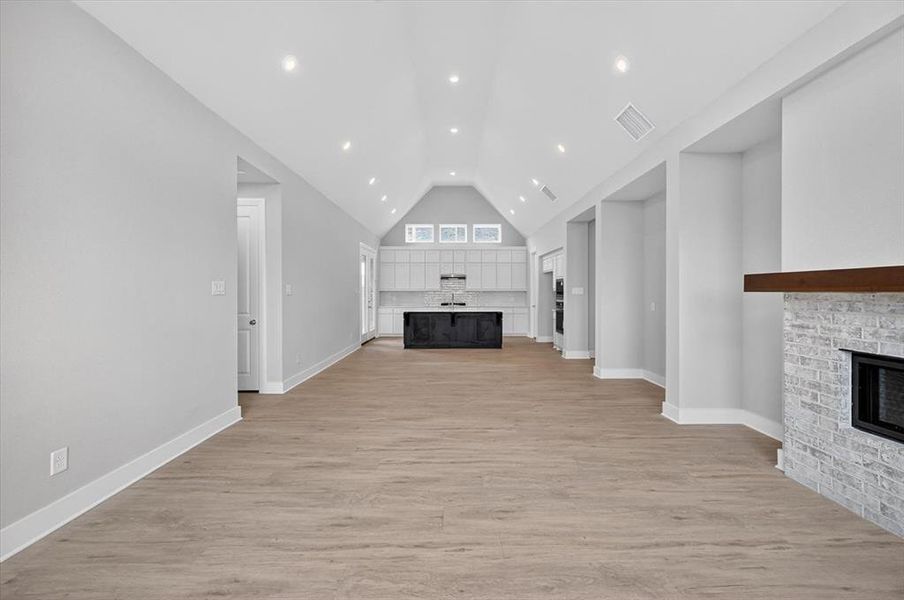 Spacious, unfurnished interior of a new home in Sonoma Verde, McLendon-Chisholm (Image 20). Spacious, unfurnished interior of a new home in Sonoma Verde, McLendon-Chisholm (Image 20).