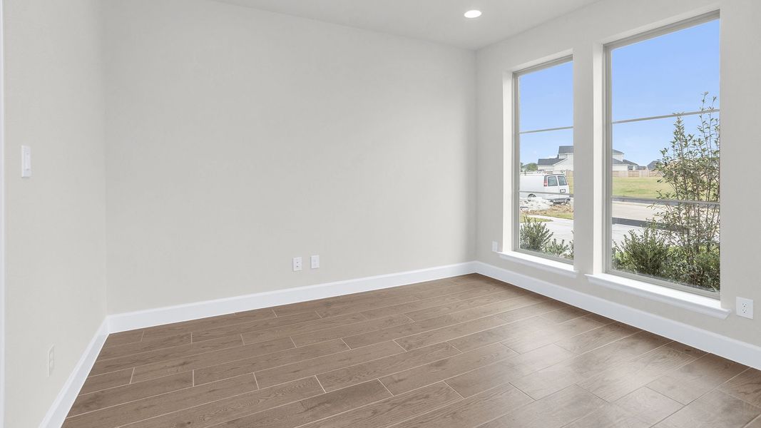 Spacious, unfurnished interior of a new home in Legacy Prairie at Katy Court, Katy (Image 21).
