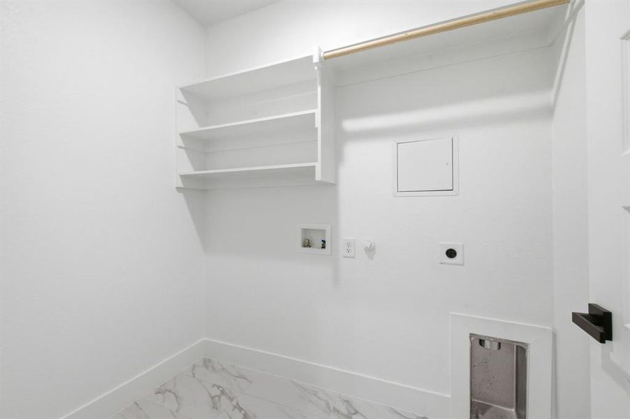 Spacious, unfurnished interior of a new home in , Denison (Image 25).