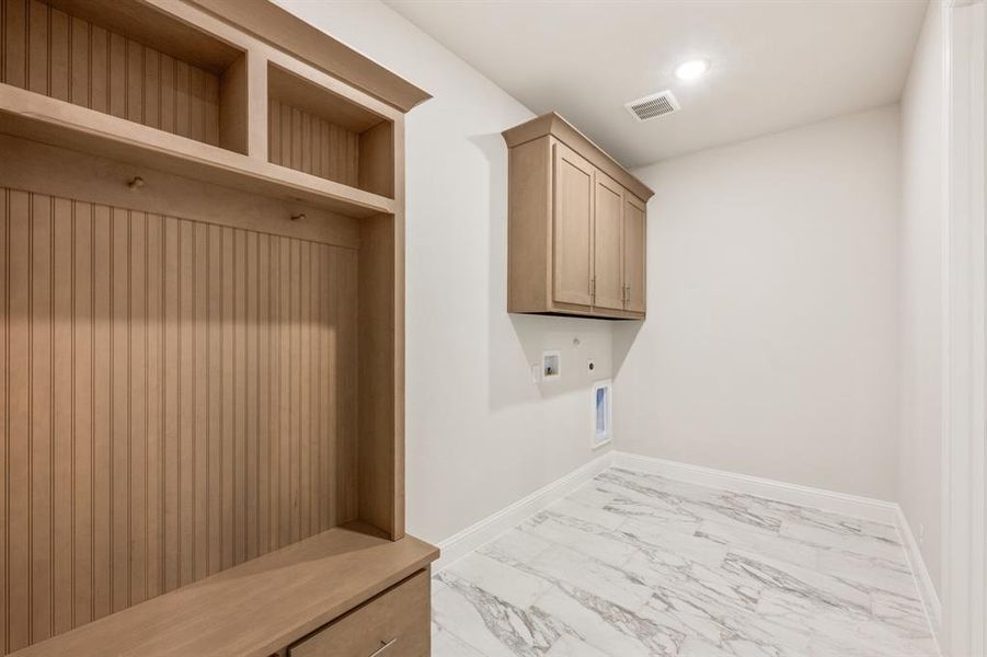 Spacious, unfurnished interior of a new home in Mockingbird Heights Classic 60, Midlothian (Image 28).