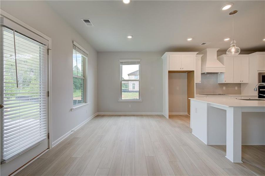 Spacious, unfurnished interior of a new home in Kingston, Locust Grove (Image 31).