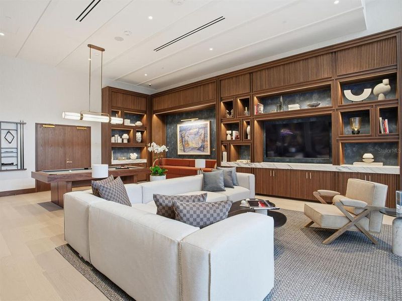 Community amenities in , Tampa (Image 74).