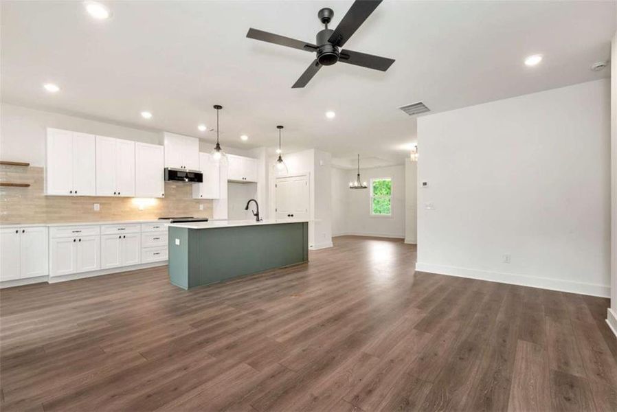 Image 56 of a home in .