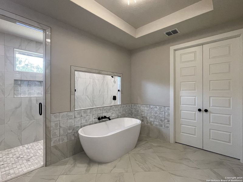 Furnished interior view inside a new home in , Castroville (Image 12).