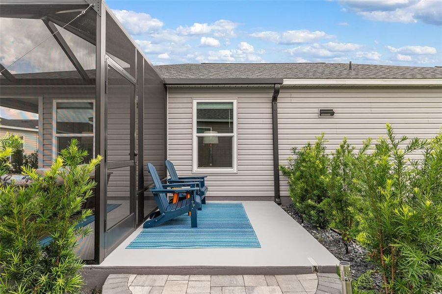 Exterior details and patio area of a home in , The Villages (Image 33).