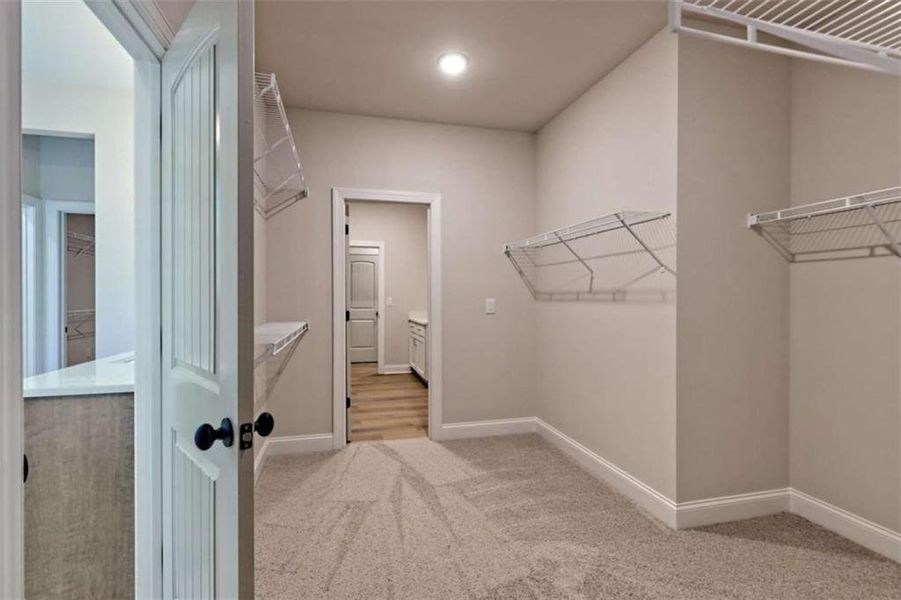 Spacious, unfurnished interior of a new home in , Clarkesville (Image 71).