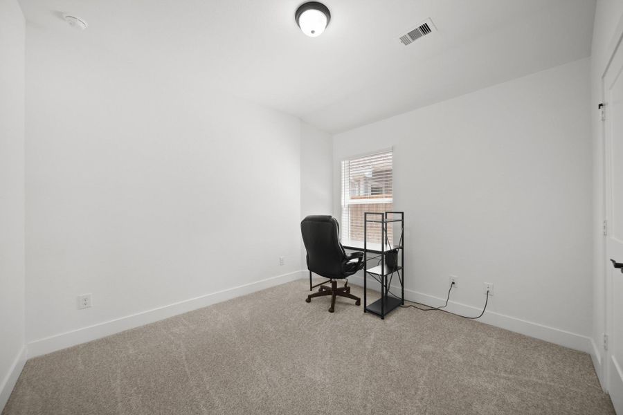 Spacious, unfurnished interior of a new home in , Iowa Colony (Image 18). Spacious, unfurnished interior of a new home in , Iowa Colony (Image 18).
