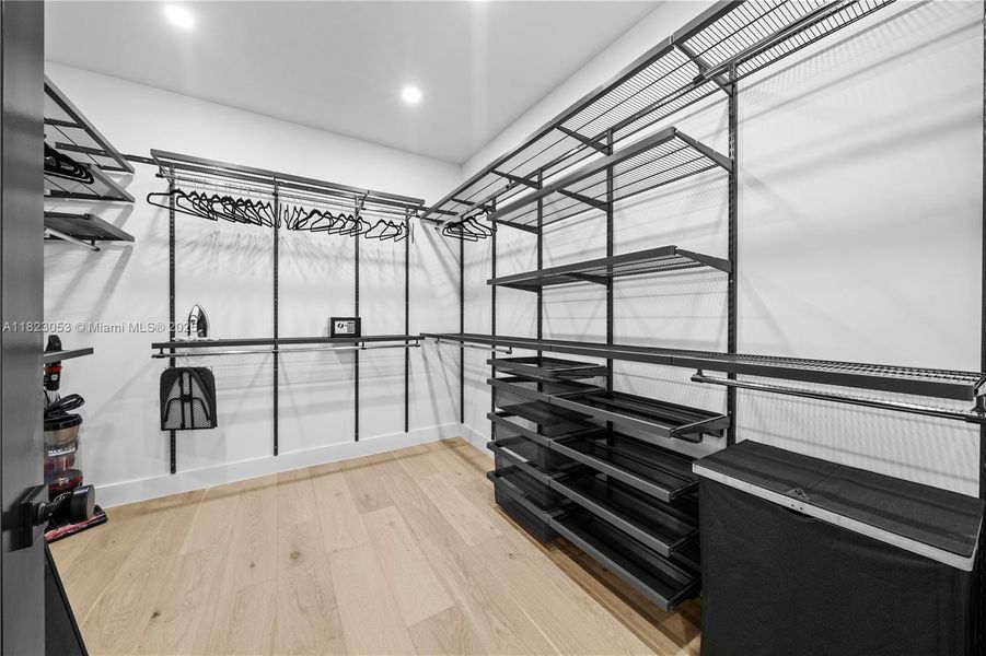 Furnished interior view inside a new home in , Miami (Image 23).