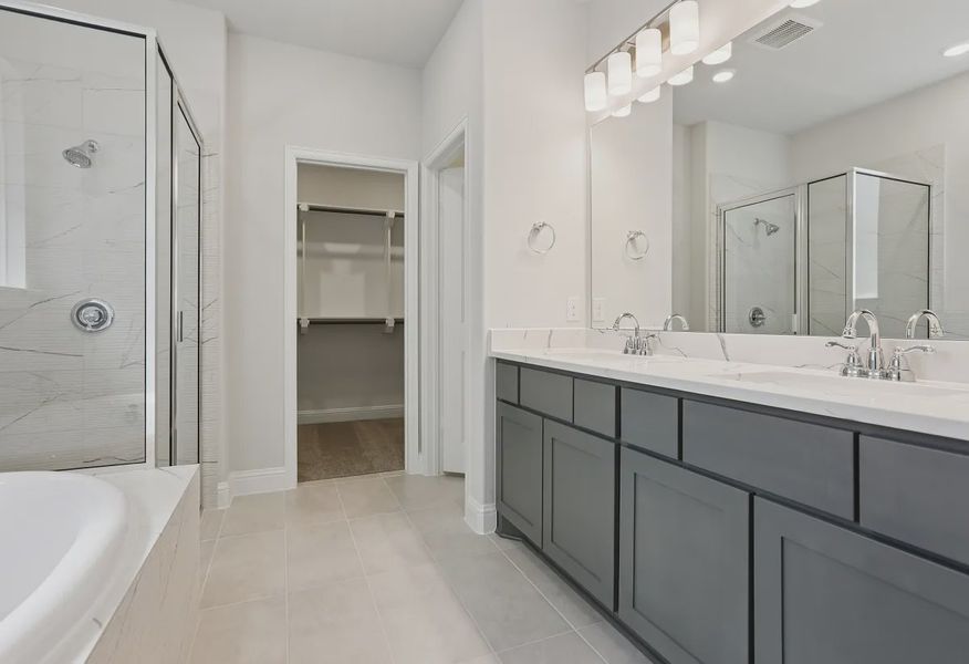 Homesite 1104 Primary Bath - 11 of 16