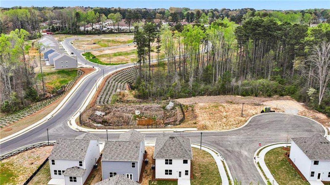 Image 36 of a home in Sherwood Manor.
