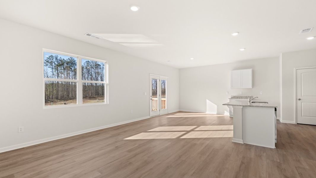 Spacious, unfurnished interior of a new home in Pointe Park, Union City (Image 14). Spacious, unfurnished interior of a new home in Pointe Park, Union City (Image 14).