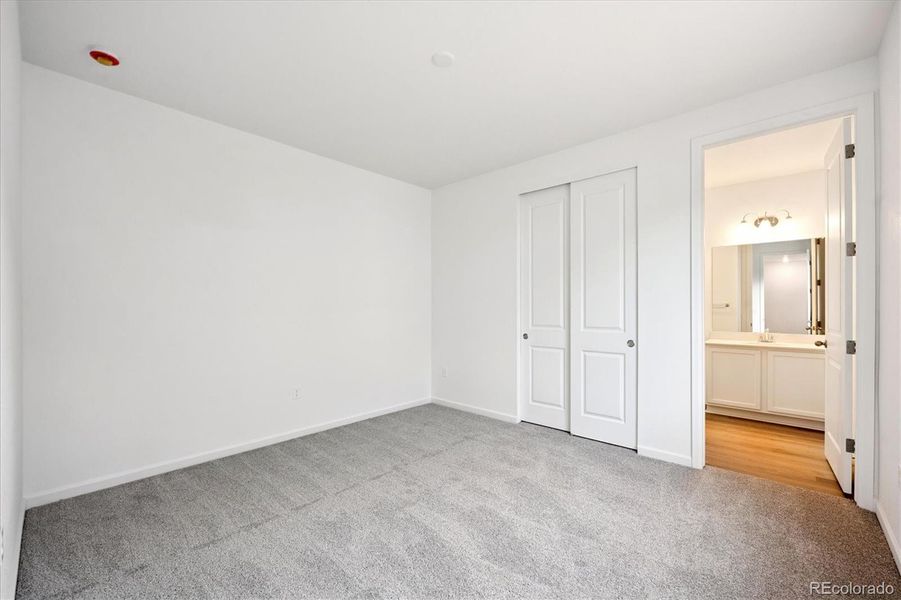 Spacious, unfurnished interior of a new home in Fossil Creek, Windsor (Image 12).