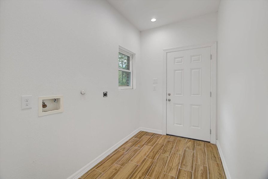 Spacious, unfurnished interior of a new home in , Dayton (Image 29). Spacious, unfurnished interior of a new home in , Dayton (Image 29).