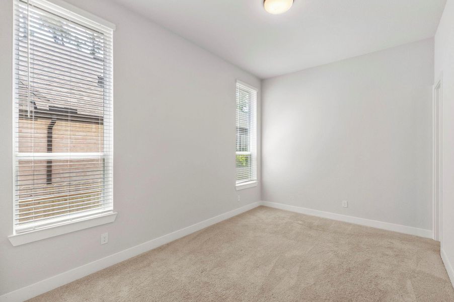 Spacious, unfurnished interior of a new home in Woodforest, Montgomery (Image 24).